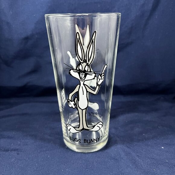 Vintage 1973 Pepsi Collector Series Bugs Bunny Glass 20 Oz Warner Bros Cartoon D - Picture 1 of 3
